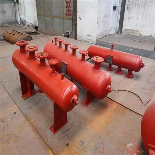 满城分集水器安装高度